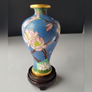 Vintage Blue Flower Miniature Chinese Cloisonne Enamel Vase w/ Wood Base